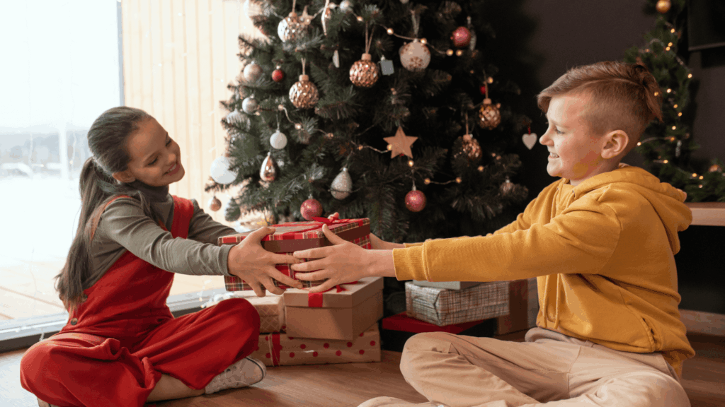 Teaching Your Kids The Value Of Giving To Others Over The Holiday Season